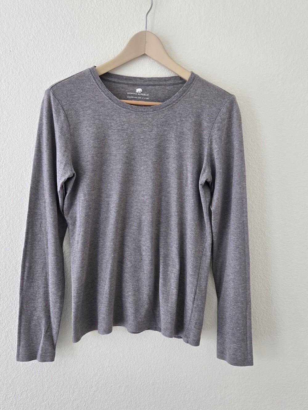 Banana Republic Womens Long Sleeve T-Shirt Size Medium Pima Cotton Crew Neck - Picture 7 of 14